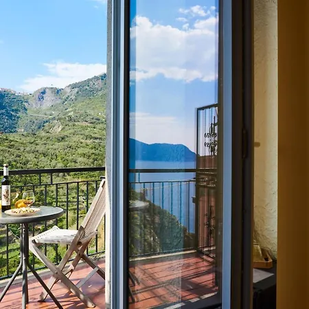 Il Magan - Cinque Terre Корнилья